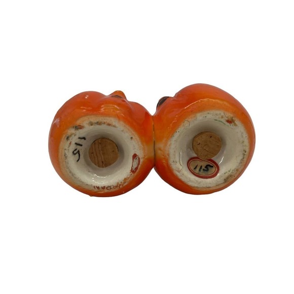 Vintage Salt & Pepper Shakers Connected Pumpkin Gourd Ceramic Collectible - Picture 6 of 6
